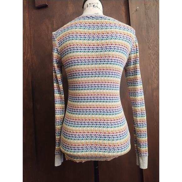 No Boundaries 90s Y2K Thermal Henley Rainbow Heart Dopamine Medium Kidcore LGBTQ - Picture 5 of 6